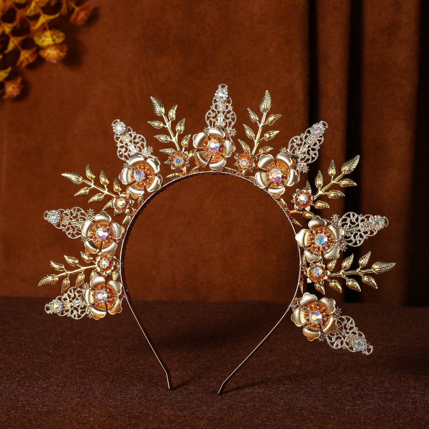 COSUCOS Sunburst Halo Gold Spike Crown - Sun Goddess Headband Crown Helloween Costume